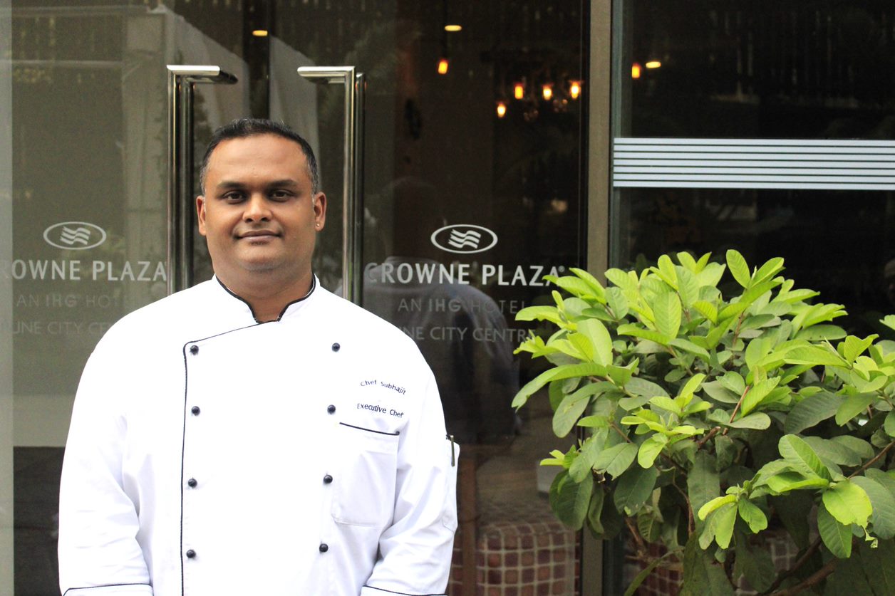 SubhajitSadhukhan, the new Executive Chef of The Crowne Plaza Pune City Centre, is set to bring his culinary skills to the kitchen