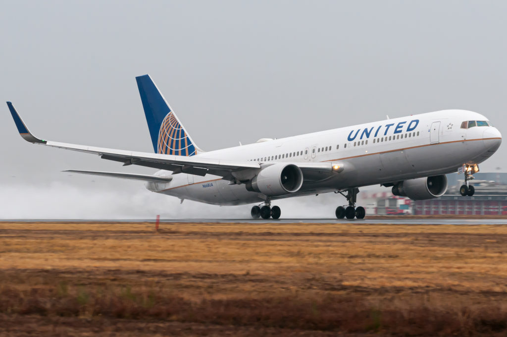 United Airlines'''' Boeing 767 Sustains Damage Following Rough Landing in Houston